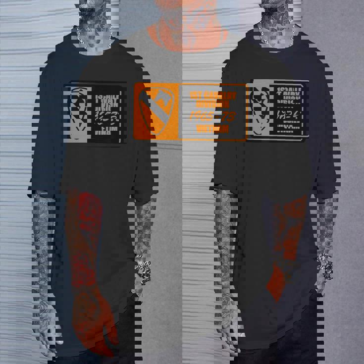 第1騎兵師団ベトナム Tシャツ 彼への贈り物