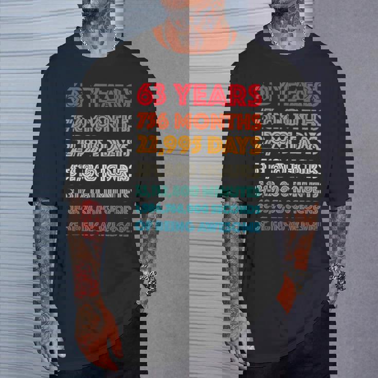 素晴らしい63歳の誕生日プレゼント 面白い レトロ 63歳の誕生日 Tシャツ 彼への贈り物
