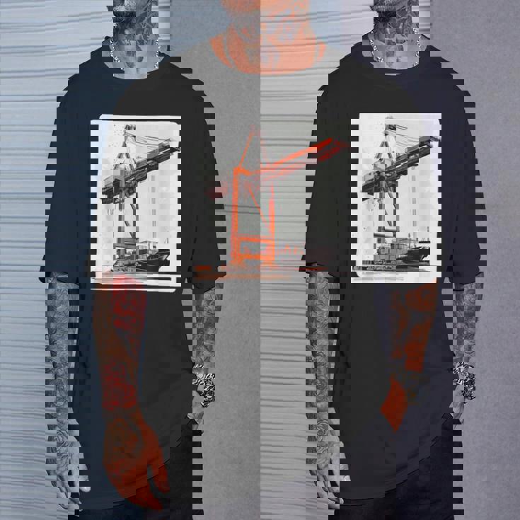 素晴らしいポートクレーン コンテナ船コスチューム Tシャツ 彼への贈り物