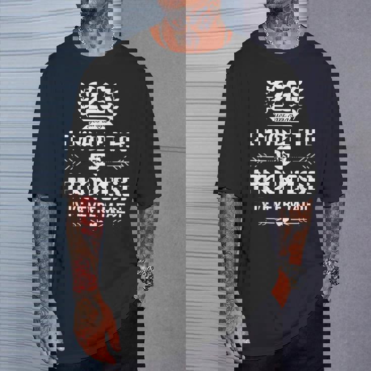 結婚23周年 結婚記念日 おもしろい 夫 妻 Tシャツ 彼への贈り物