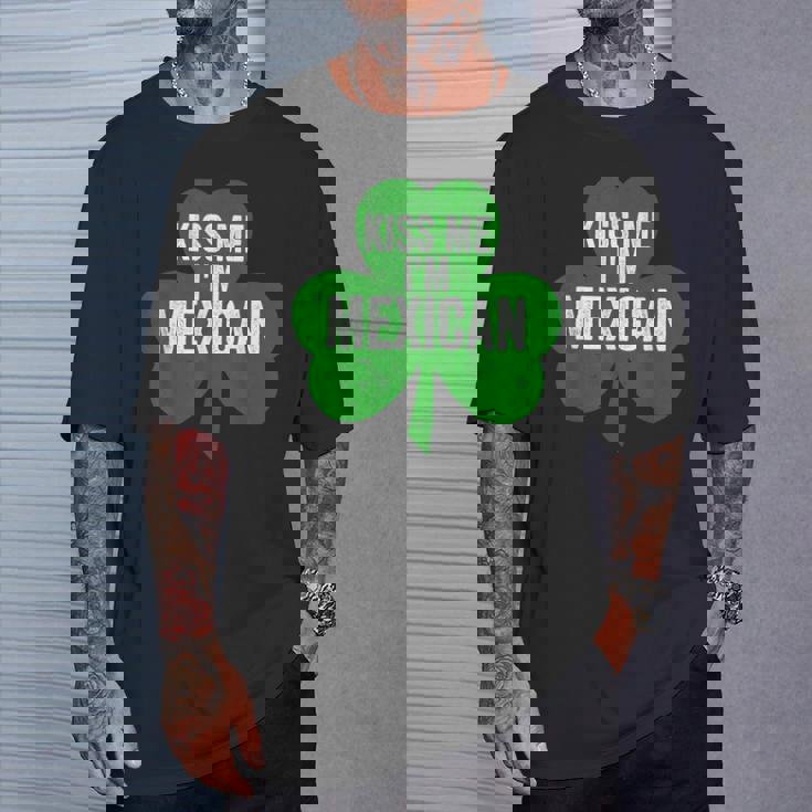 聖パトリックデー 面白いギフト Kiss Me I'm Mexican Tシャツ 彼への贈り物