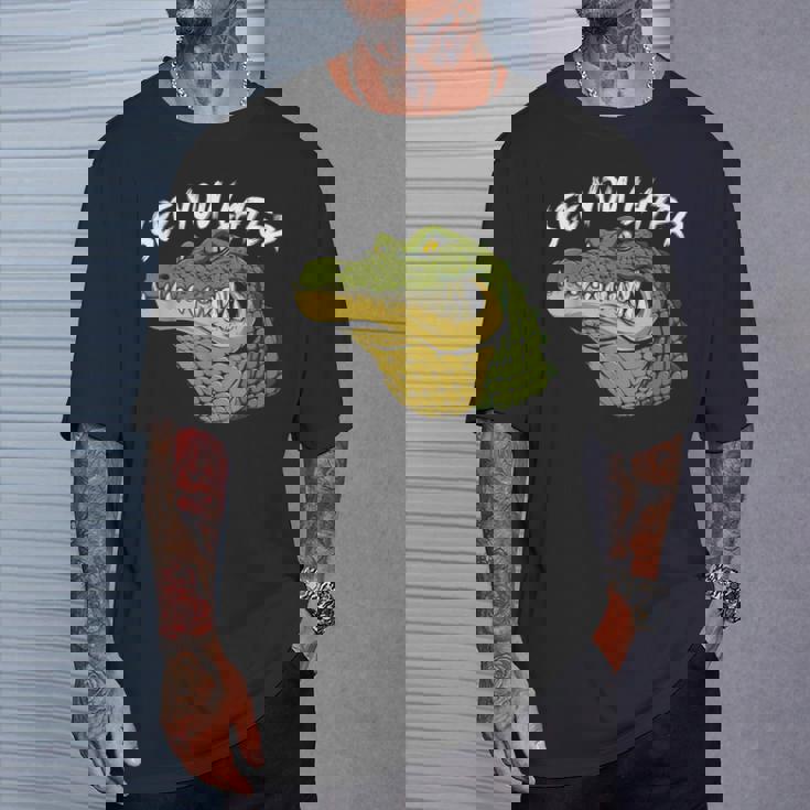 自分らしく生きるか、ワニになるか クロコダイルの言葉 Tシャツ 彼への贈り物