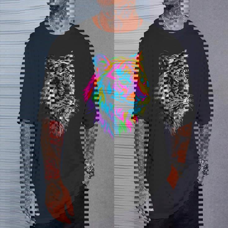 虎 大型猫 野生動物 虎 猫好き かわいい虎 Tシャツ 彼への贈り物