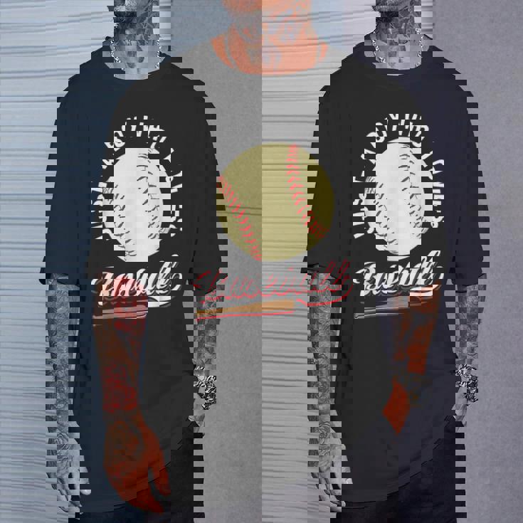 野球選手が大好きな少年 男の子向けギフト Tシャツ 彼への贈り物