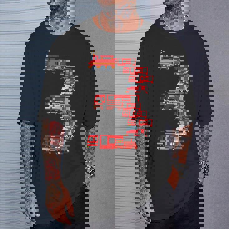 面白い3歳の幼児消防士キッズ消防車3位 Tシャツ 彼への贈り物