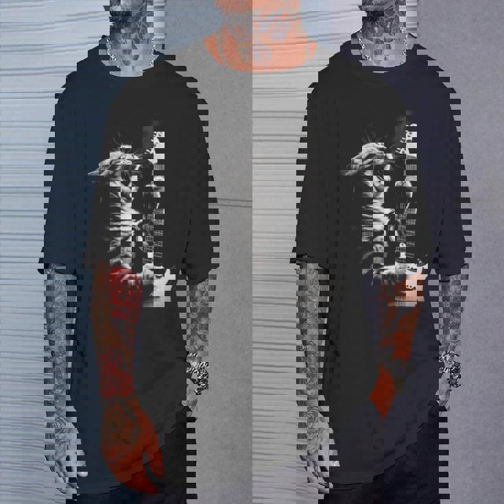 面白いギター 猫 ギターを弾く Tシャツ 彼への贈り物