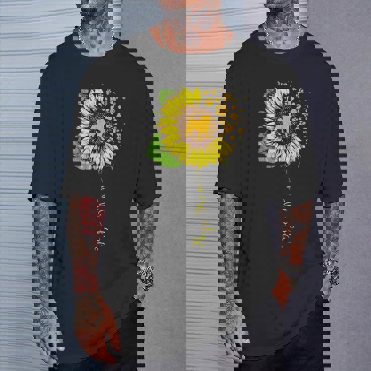 面白いパグママ ひまわり 母の日 パグ 犬好き Tシャツ 彼への贈り物