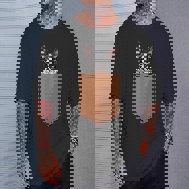 面白いボストンテリア 犬のポケットデザイン ボストンテリア愛好家 Tシャツ 彼への贈り物