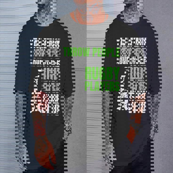 面白いラグビーコーチ、選手、ファンのラグビー。 Tシャツ 彼への贈り物