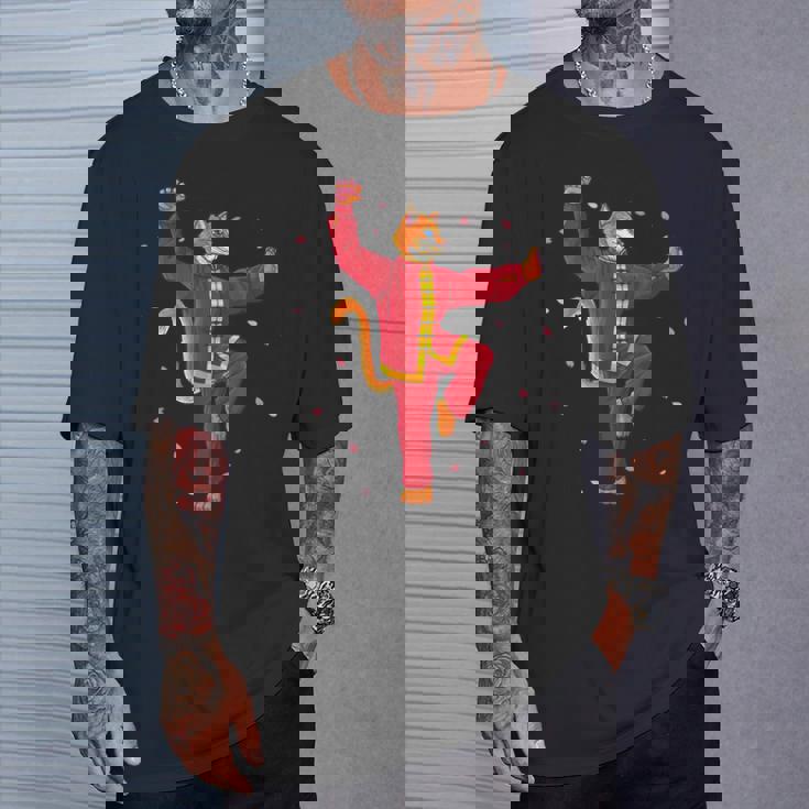 面白い太極拳 猫 武道 ヨガ 瞑想 Tシャツ 彼への贈り物