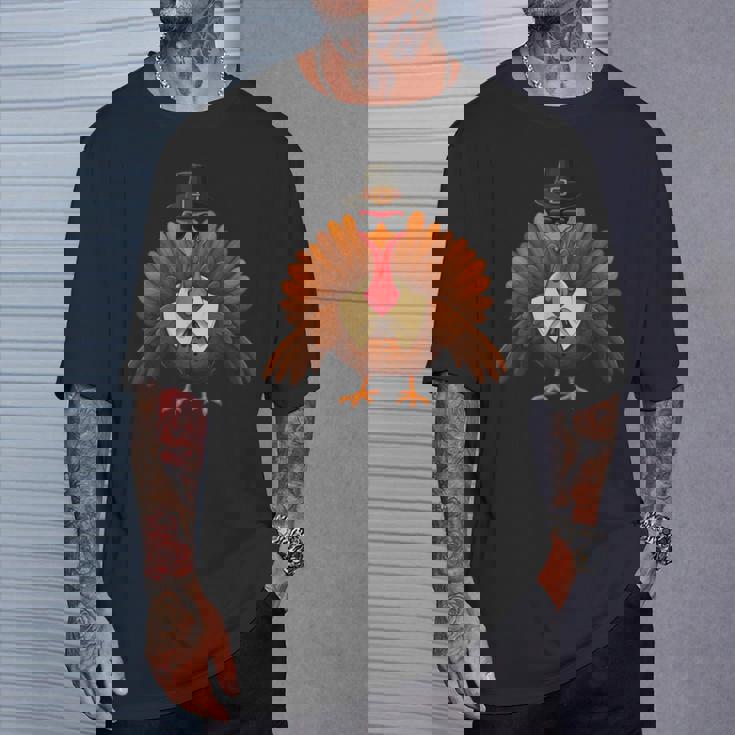 面白い感謝祭の七面鳥とサングラス皮肉なディナー Tシャツ 彼への贈り物