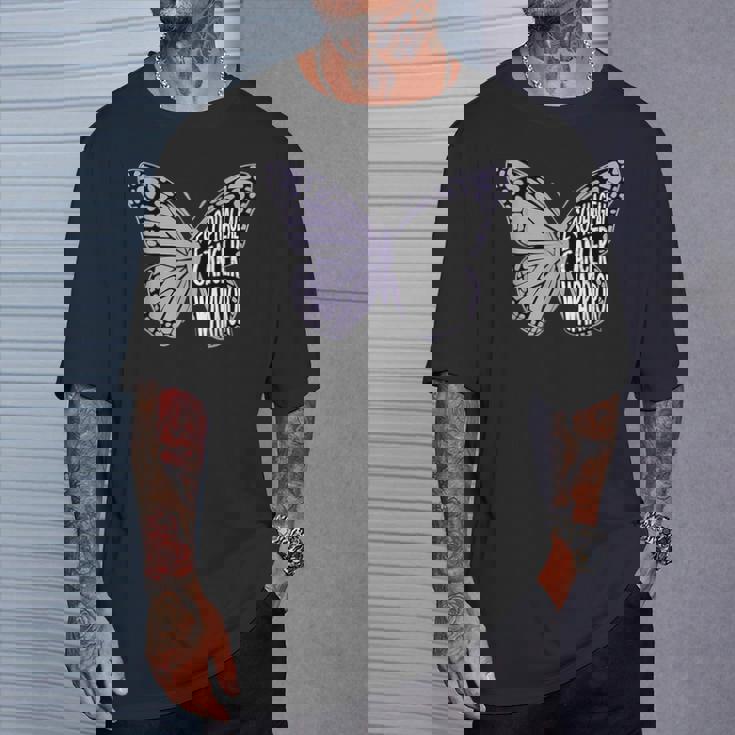 食道がん啓発ツルニチニチソウリボン Tシャツ 彼への贈り物