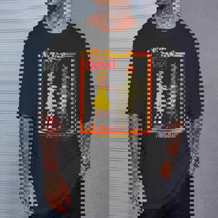 魔法のは、悪魔バフォメット悪魔と踊ってみましょうおかしい Tシャツ 彼への贈り物