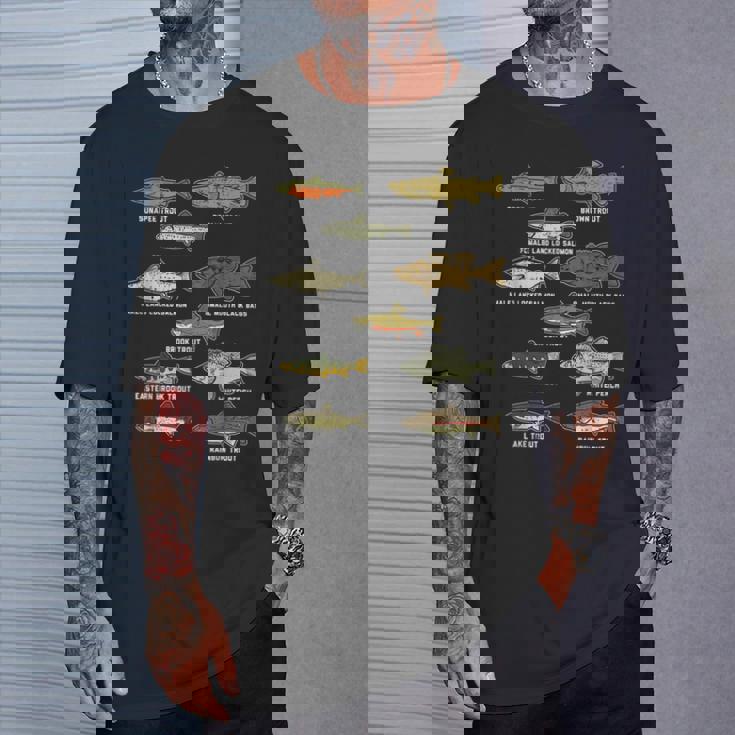 魚の種のトラウトのサーモンのバス釣りの漁師のアングラーのギフト Tシャツ 彼への贈り物