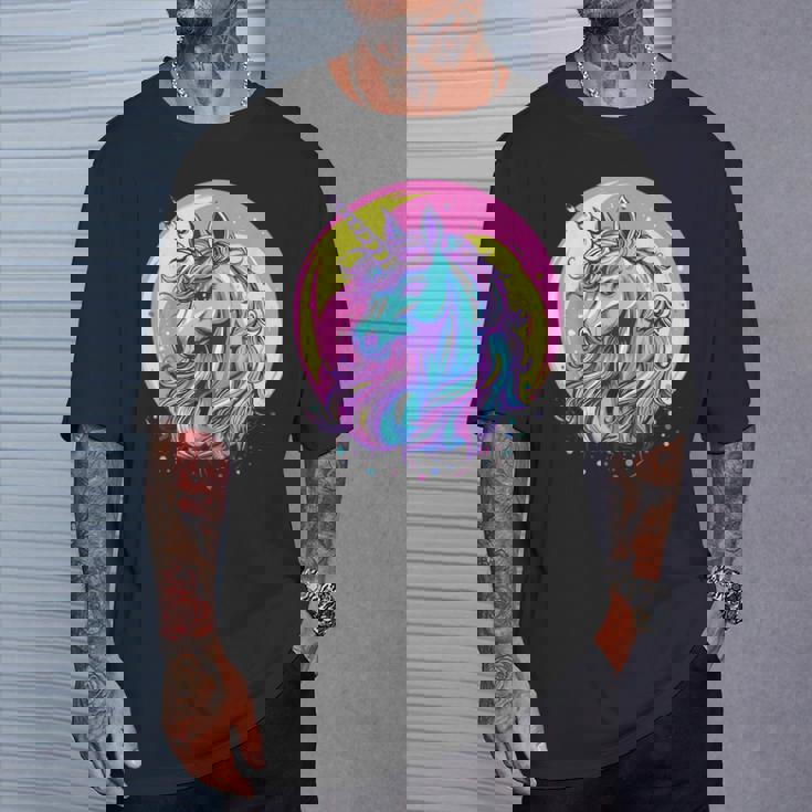 鮮やかなユニコーン マジック ファンタジー ムーンライト Tシャツ 彼への贈り物