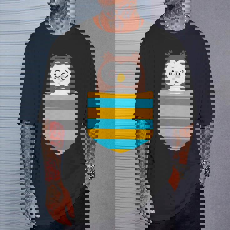 鳥好きのギフト フクロウのフクロウ 胸ポケット付き Tシャツ 彼への贈り物