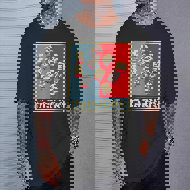 麻雀 牌 おもしろ グッズ 服 面白いtシャツ 文字入り 面白い 文字 ネタ プレゼント メンズ 雀士 Tシャツ 彼への贈り物