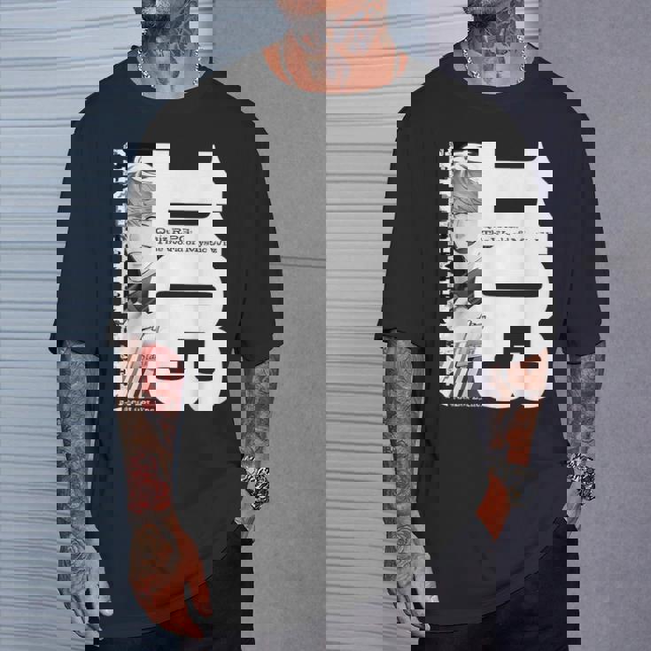 黒猫のウィズ 推じさんの日店長（あだ名） Tシャツ 彼への贈り物