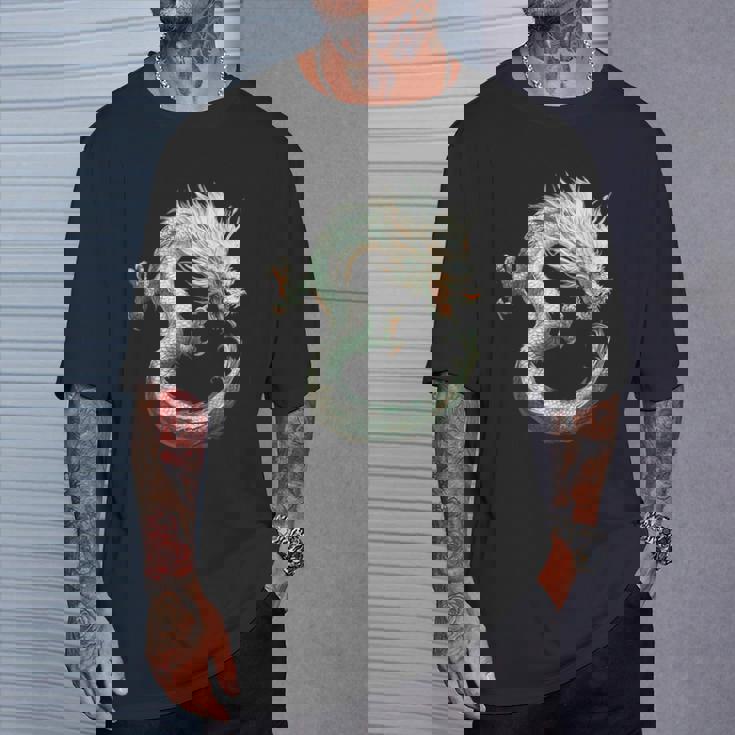 龍人 龍神 ドラゴンモチーフ 神話芸術 龍神竜 Tシャツ 彼への贈り物