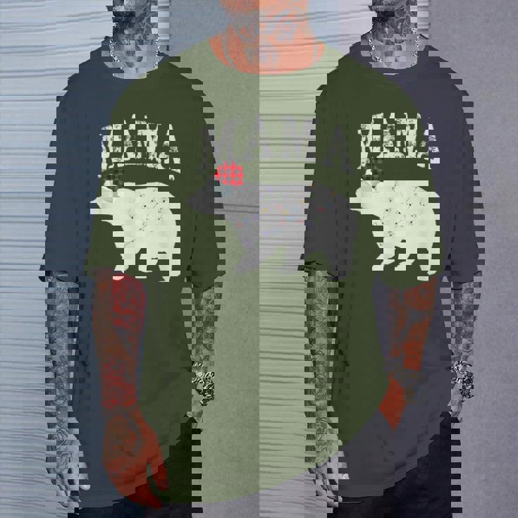 Mama Bear Xmas Buffalo Plaid Lights Matching Family Pajama Tシャツ 彼への贈り物