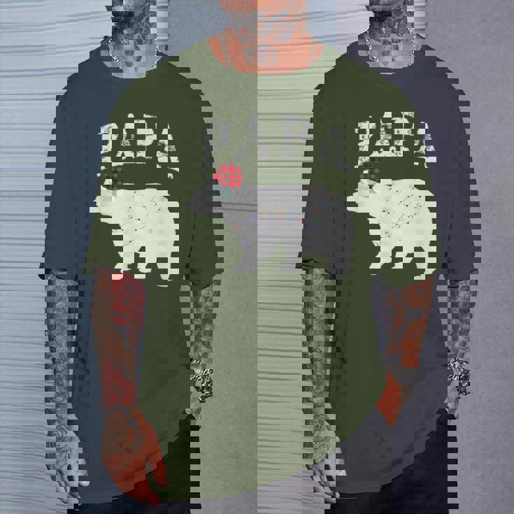 Papa Bear Xmas Buffalo Plaid Lights Matching Family Pajama Tシャツ 彼への贈り物