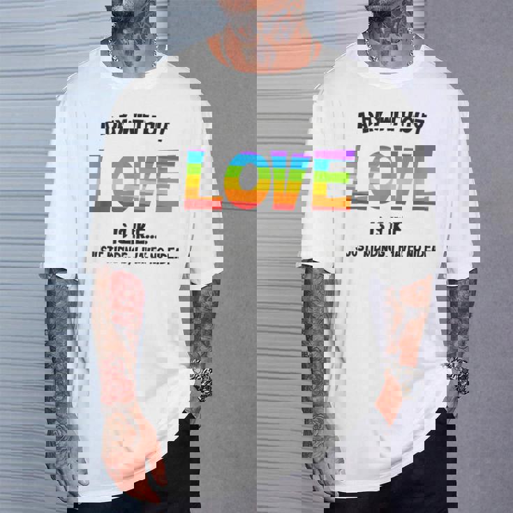 Celebrating Love Lgbtq ゲイプライドグッズ レズビアンレインボー Tシャツ 彼への贈り物