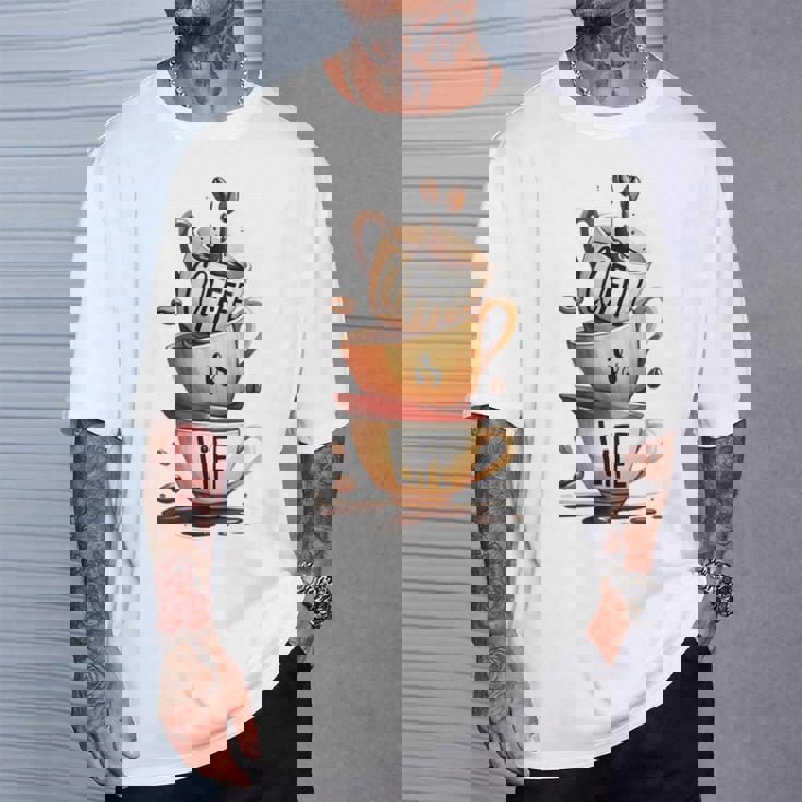 Coffee Is Life 愉快なコーヒー好きのギフト Tシャツ 彼への贈り物