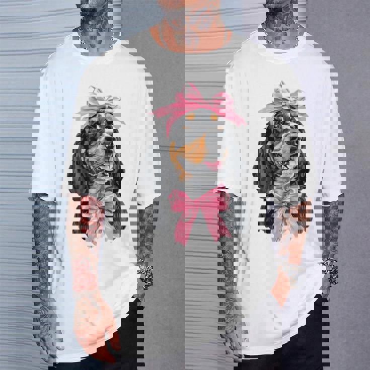 Coquette Bow Coonhound Dog Mom ピンクリボンガール Tシャツ 彼への贈り物