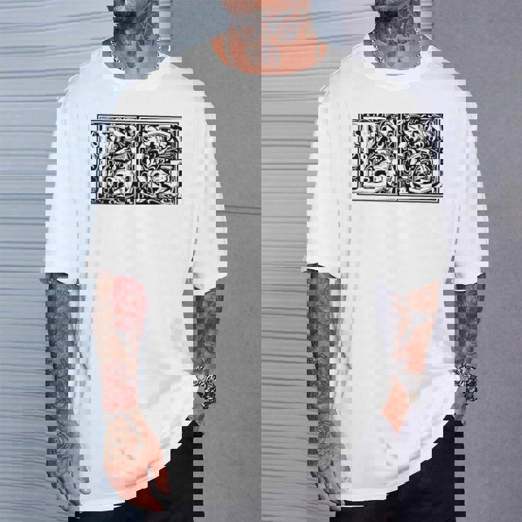 Dg Initials D G Nameurname Onomastics Onomatology Tシャツ 彼への贈り物