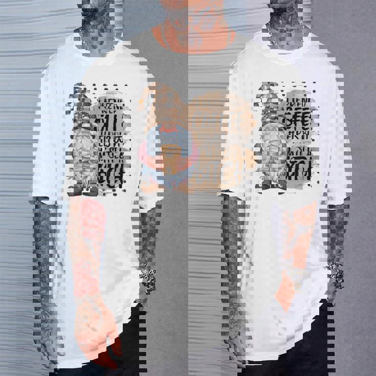 Gnome Coffee Lover I Pretend Coffee Help But I'mtill A Tシャツ 彼への贈り物