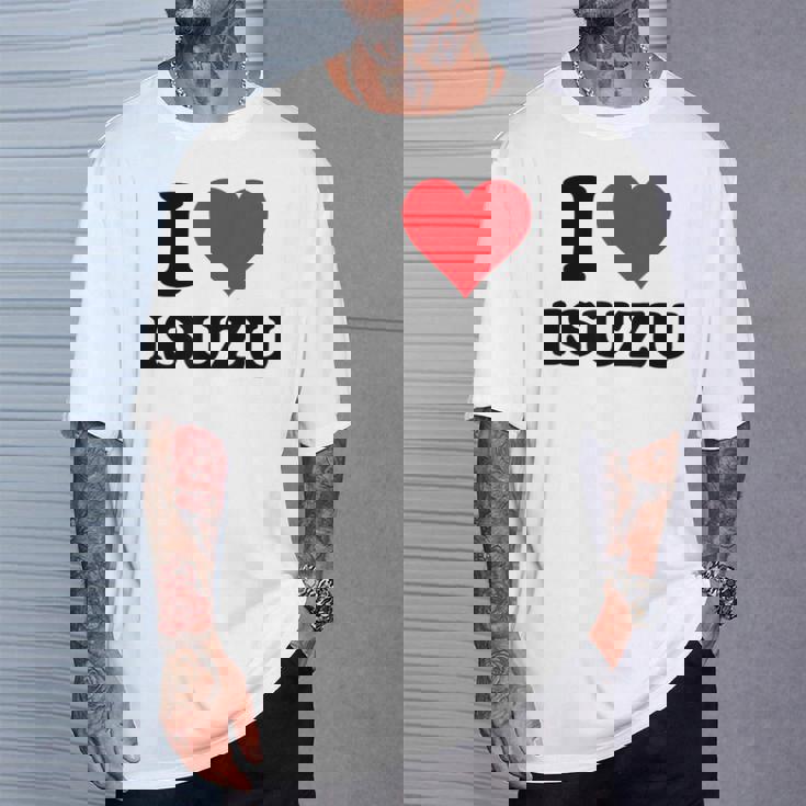I Heart いすゞ ファーストネーム I Love パーソナライズ Tシャツ 彼への贈り物