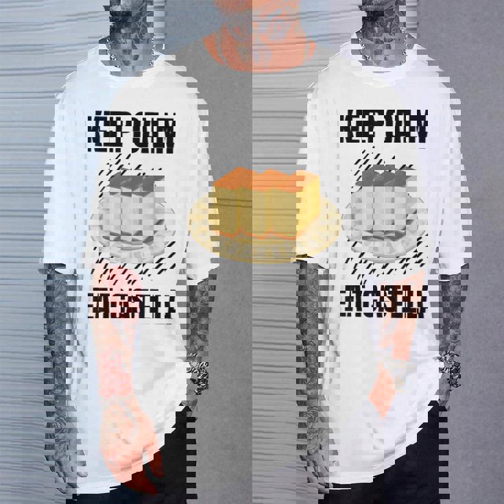 Keep Calm Eat Castella ヴィンテージ グランジ カステラ ケーキ好き Tシャツ 彼への贈り物