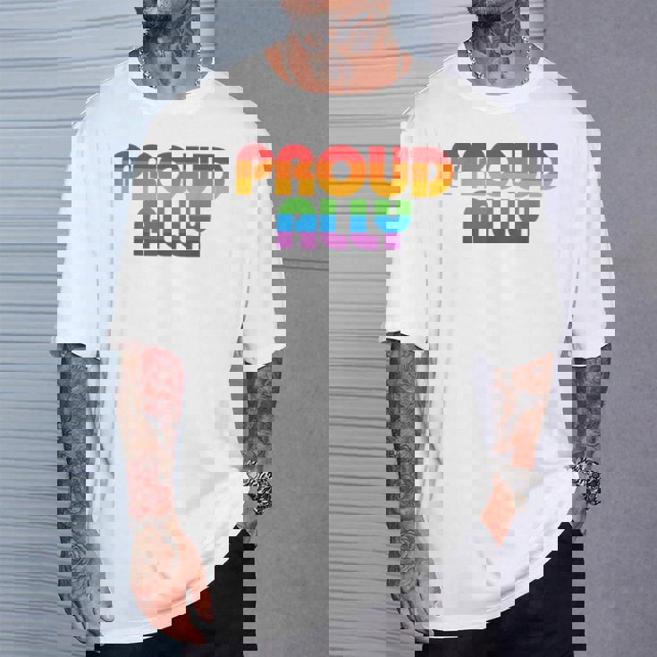 Lgbtq Proud Ally Lesbian Gay Pride Lgbt Ally Rainbowintage Tシャツ 彼への贈り物