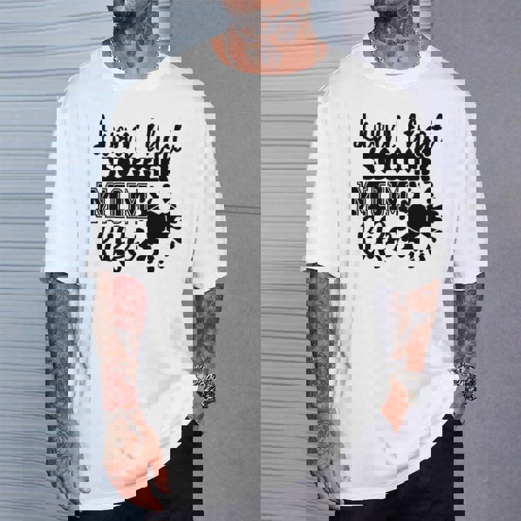 Livin' Thatoccer Mom Life ファニースポーツ 母の日 長袖tシャツ Tシャツ 彼への贈り物