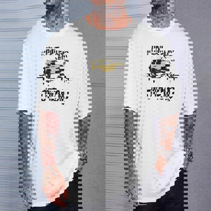 My Heart Beats For オフロード 4X4 Jb74 Gj 4Wd ファンアイボリー Tシャツ 彼への贈り物