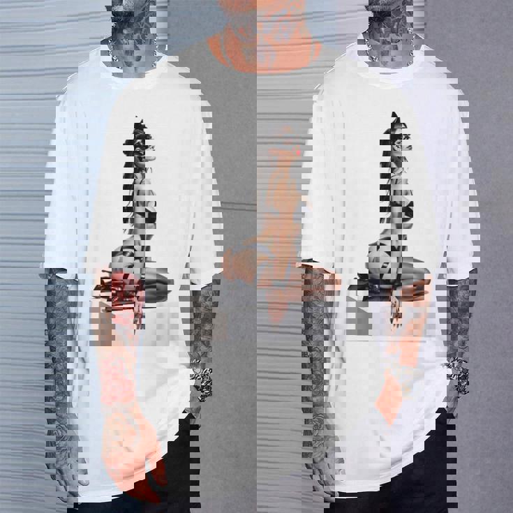 Sexy Girl グラフィックtシャツ セクシー「バッドキティ」ピンナップガール カットアウト。 Tシャツ 彼への贈り物