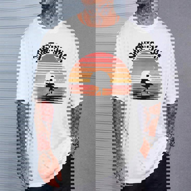 Sunseturf サーフボード ビンテージサーフィン サーファー用 Tシャツ 彼への贈り物