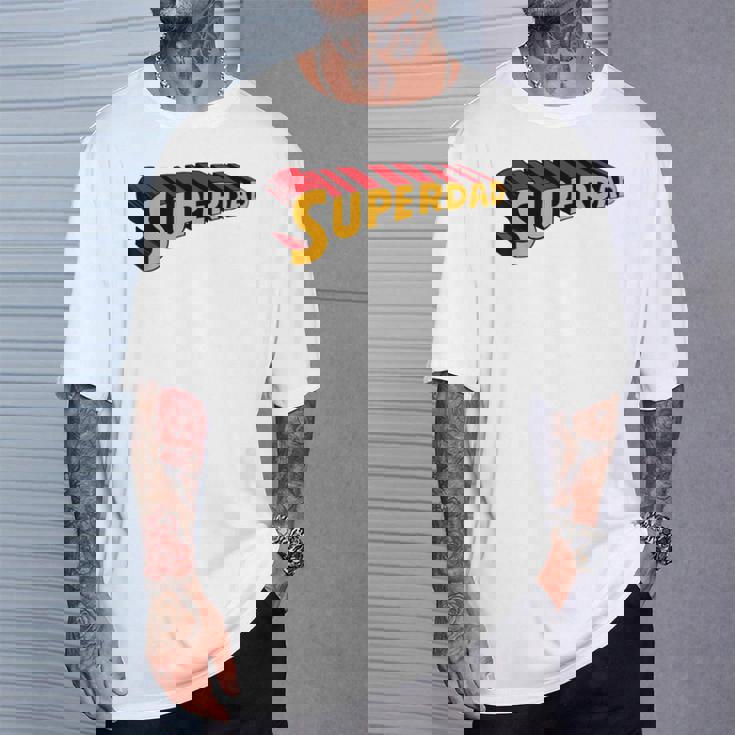 Super Daduperdad uperhero Dad Tシャツ 彼への贈り物