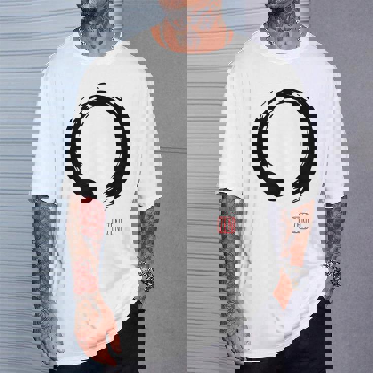 Zen Calligraphy Buddhist Enso Circle Tシャツ 彼への贈り物