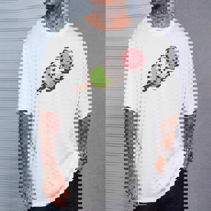 だんご 団子 和菓子 花見団子 三色団子 三兄弟 だんご好き かわいい おもしろ Tシャツ 彼への贈り物