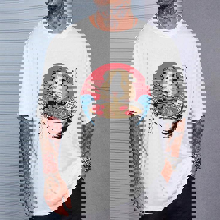 アニメ モルモット 漫画 カワイイ ねこ 日本のラーメン モルモット 長袖tシャツ Tシャツ 彼への贈り物