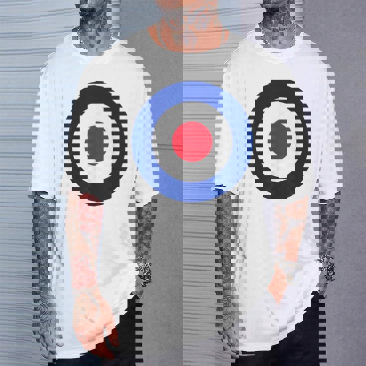 イギリス空軍の様式化されたラウンデル旗 Tシャツ 彼への贈り物