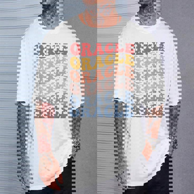 オラクル・グルーヴィー・レトロ Tシャツ 彼への贈り物