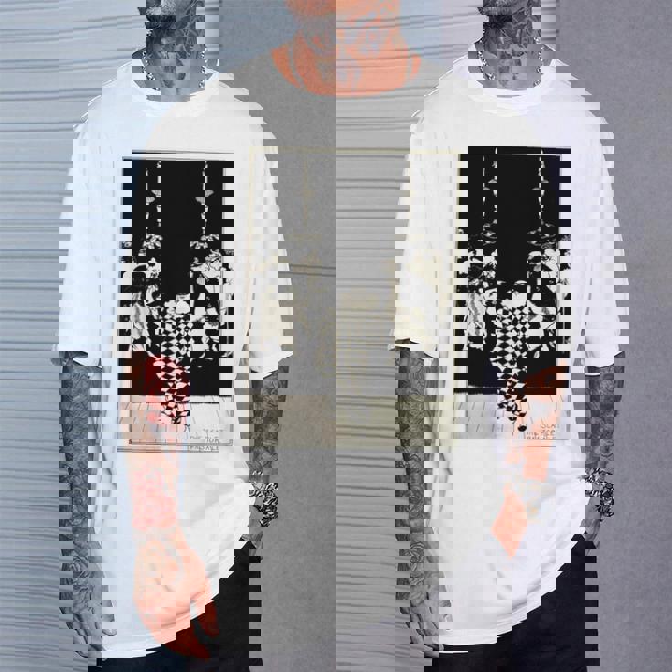 オーブリー・ビアズリー作「スカーレット・パストラール」1895 長袖tシャツ Tシャツ 彼への贈り物