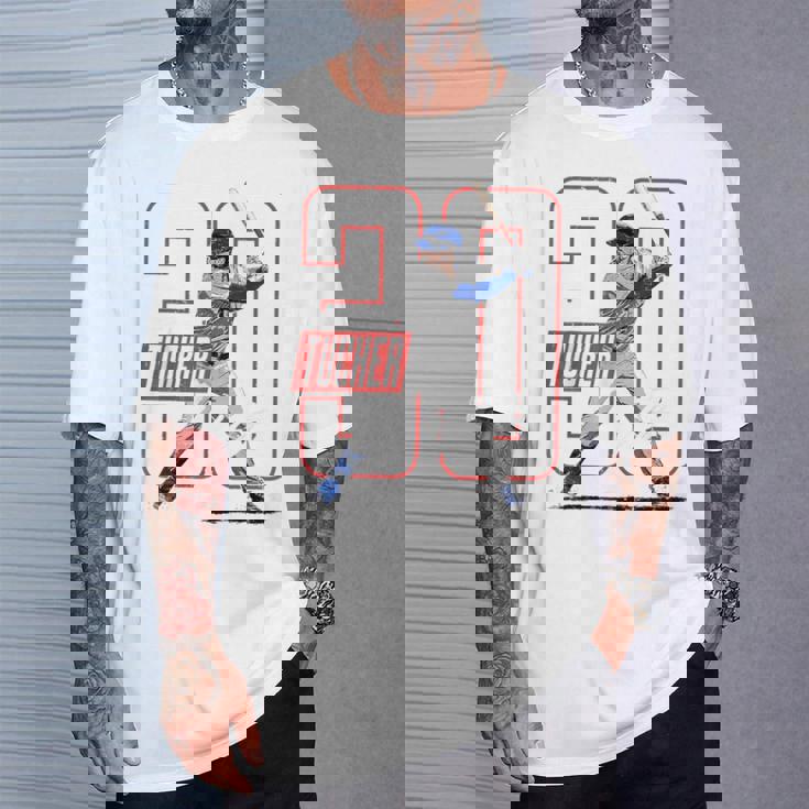 カイル・タッカー Tシャツ 彼への贈り物