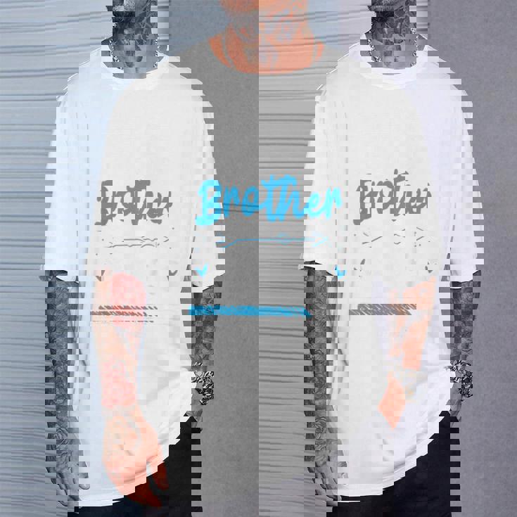 キッズ ビッグブラザー 2025 新しいビッグブラザー妊娠発表を読み込んでいます Tシャツ 彼への贈り物