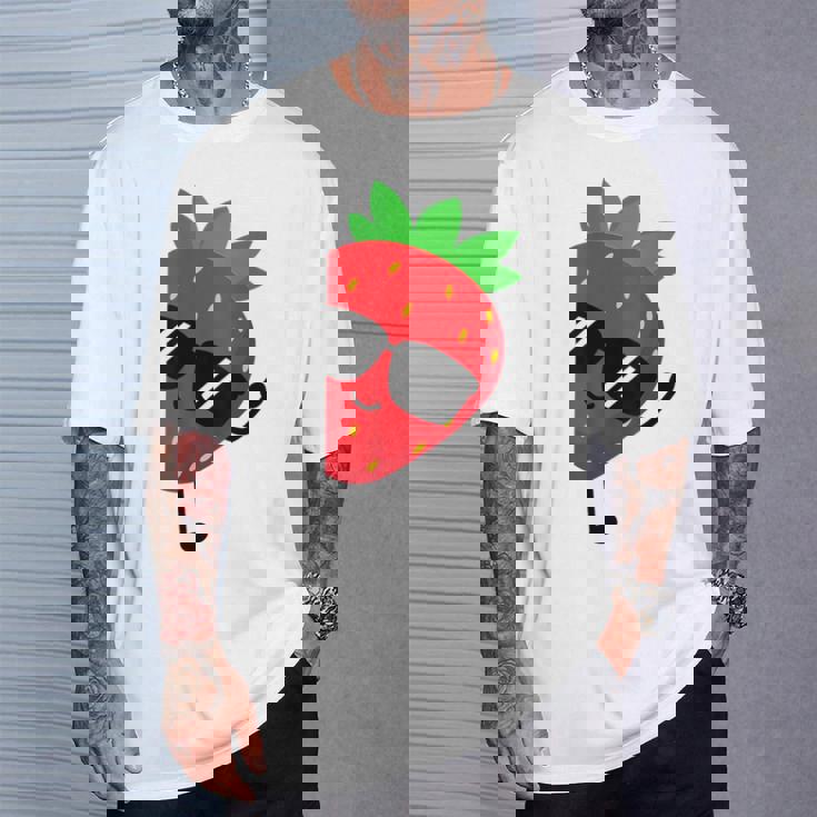 キッズストロベリーシャツ 男の子または女の子用 Tシャツ 彼への贈り物