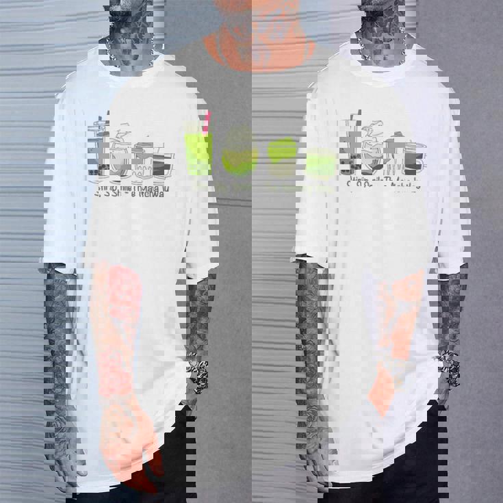 クリーミーダルゴナ抹茶ボバティー、スマイル、抹茶の方法 Tシャツ 彼への贈り物