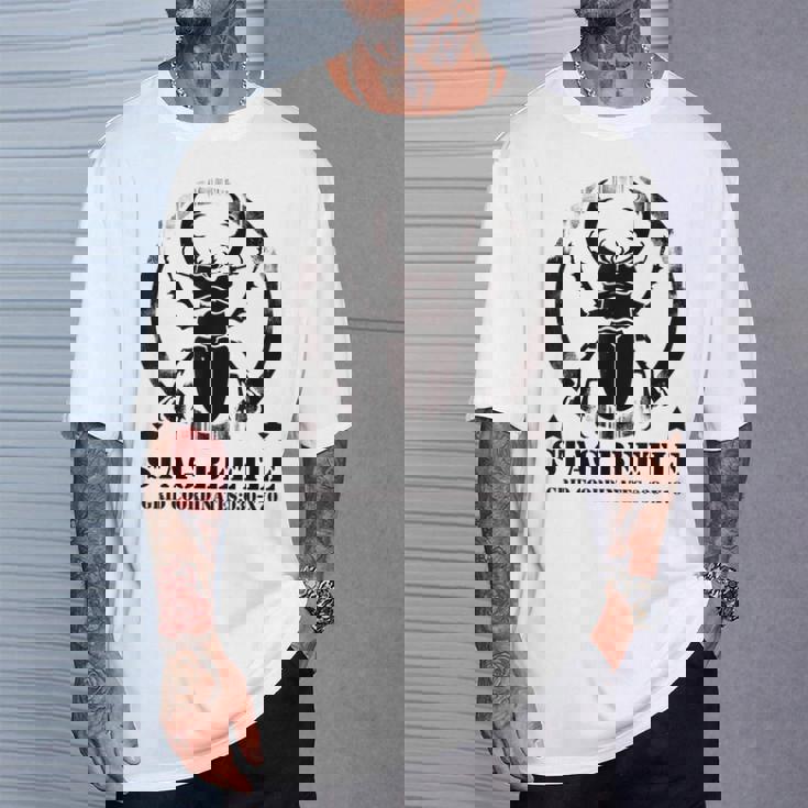 クワガタムシ昆虫コレクターデザイン Tシャツ 彼への贈り物