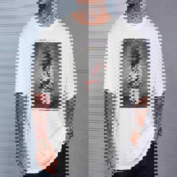 ゴリラ先生 日本の柔道と空手武道 Tシャツ 彼への贈り物